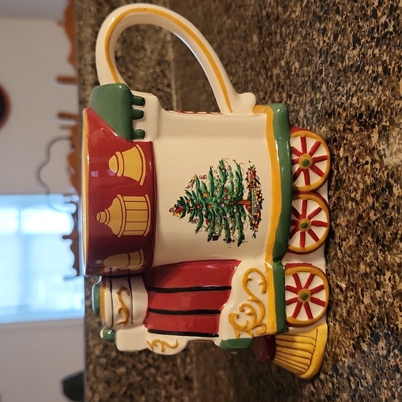 2002 Spode Christmas tree village train mug - Picture 3 of 7